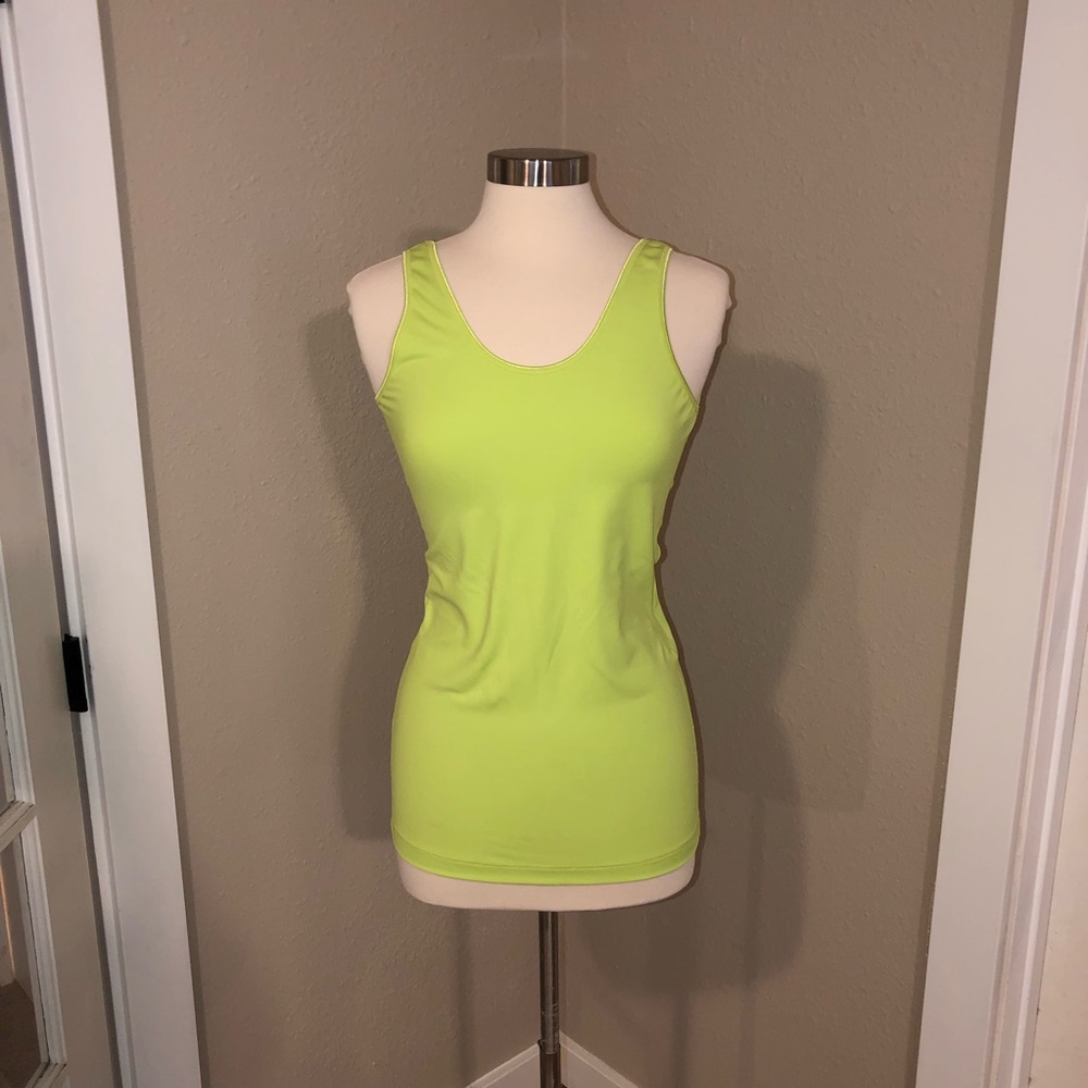 NWOT Brooks Moving Comfort Scoop Back Performance Tank